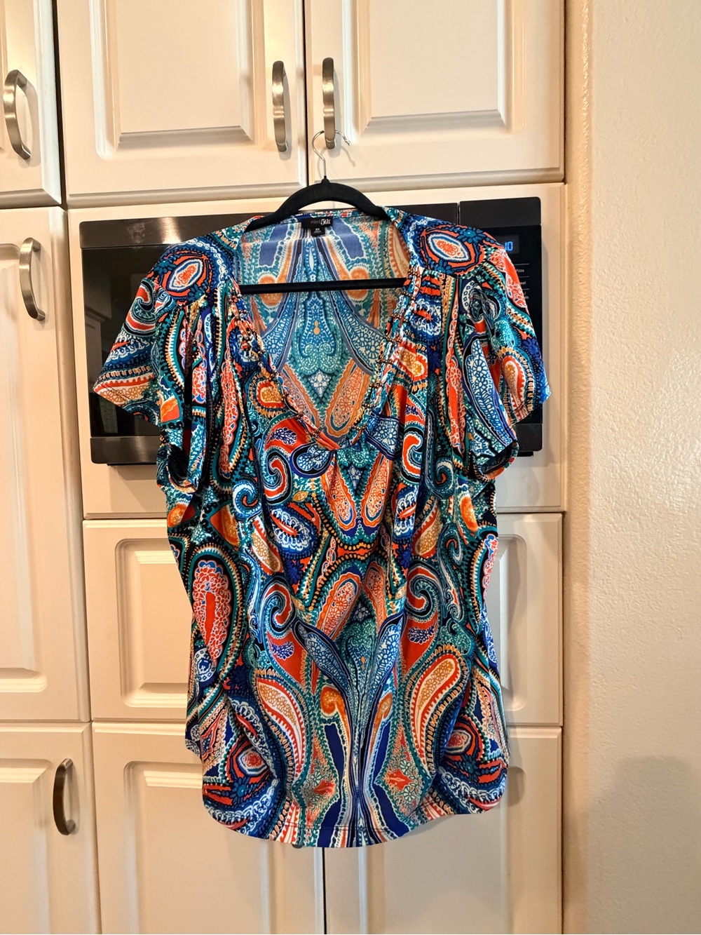 East 5th Paisley V-Neck Short Sleeve Top - Blue & Orange